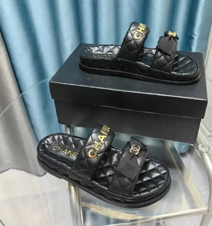 hype Chanel Slippers