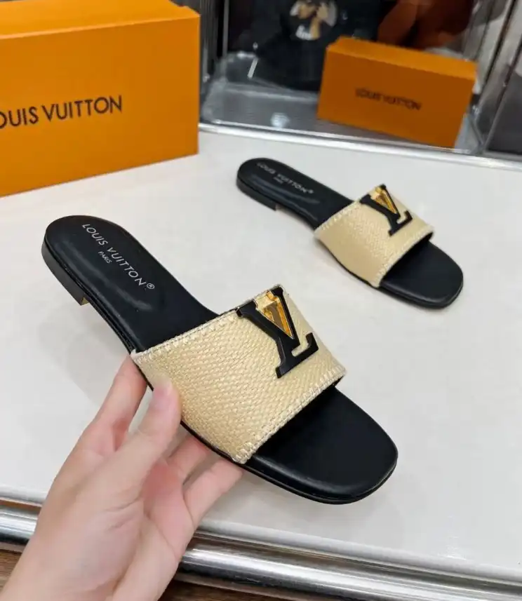 hype LV Slippers