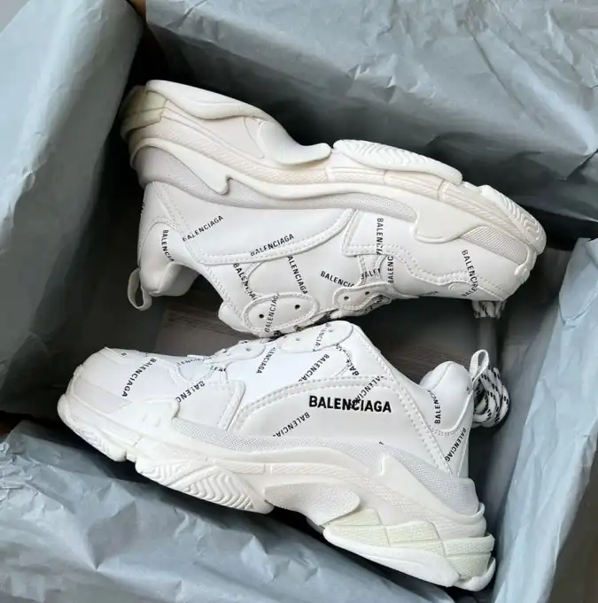 hype Balenciaga Sneakers