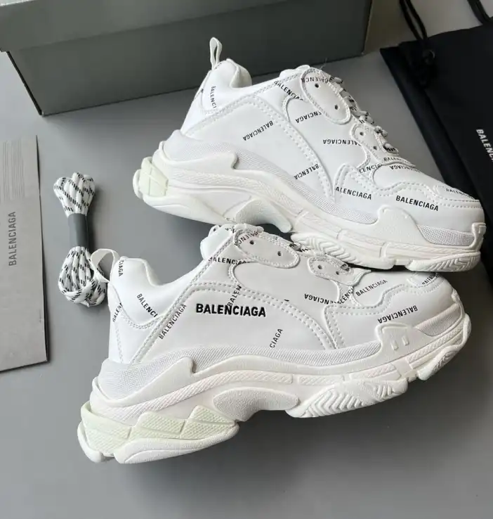 hype Balenciaga Sneakers