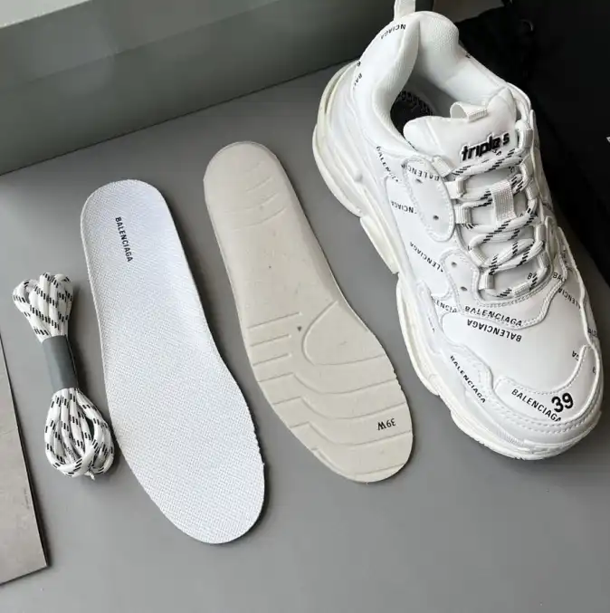 hype Balenciaga Sneakers