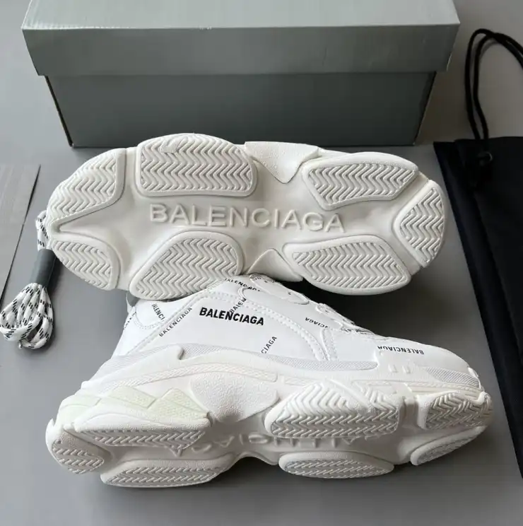 hype Balenciaga Sneakers