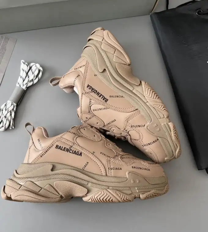 hype Balenciaga Sneakers