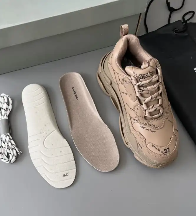 hype Balenciaga Sneakers