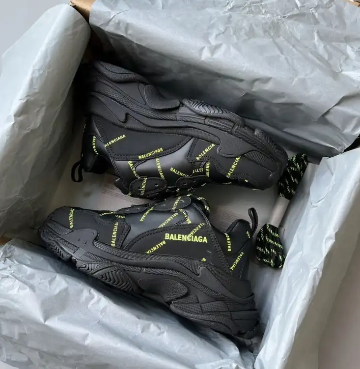 hype Balenciaga Sneakers