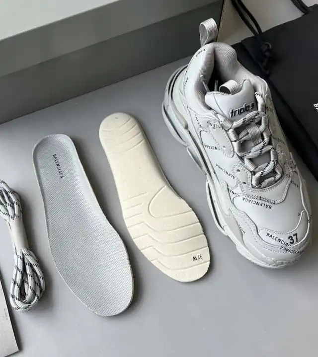 hype Balenciaga Sneakers