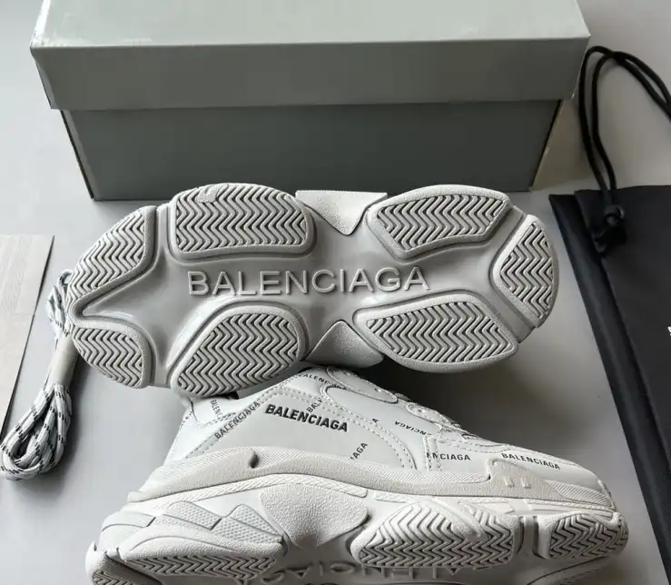 hype Balenciaga Sneakers