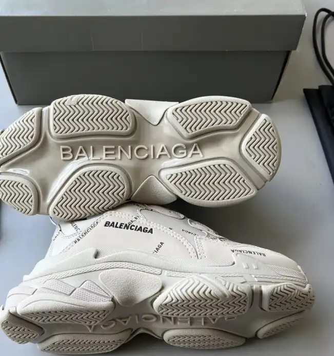 hype Balenciaga Sneakers