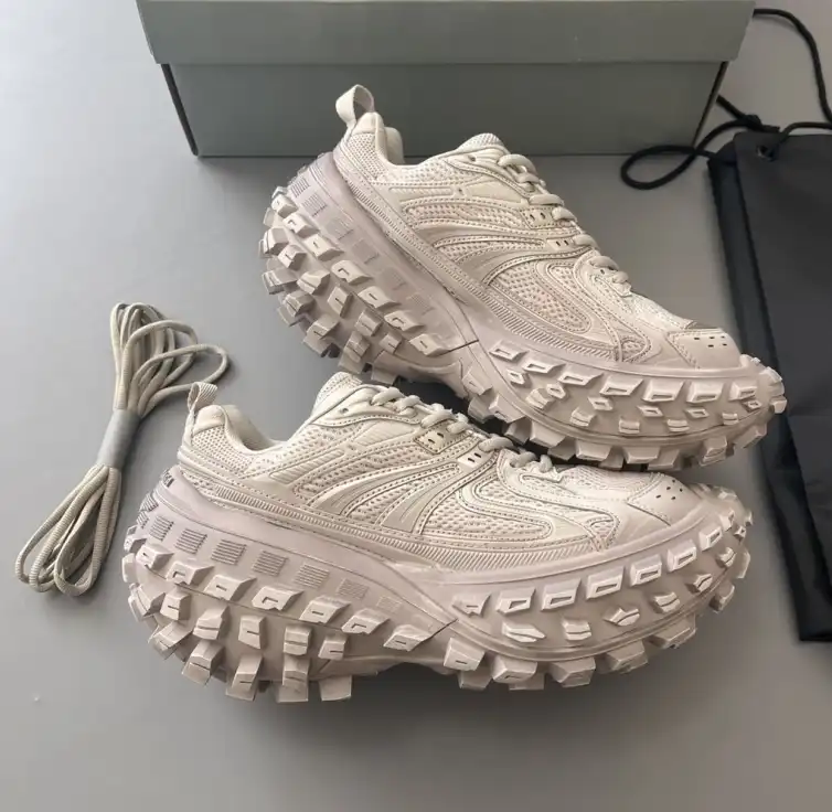 hype Balenciaga Sneakers