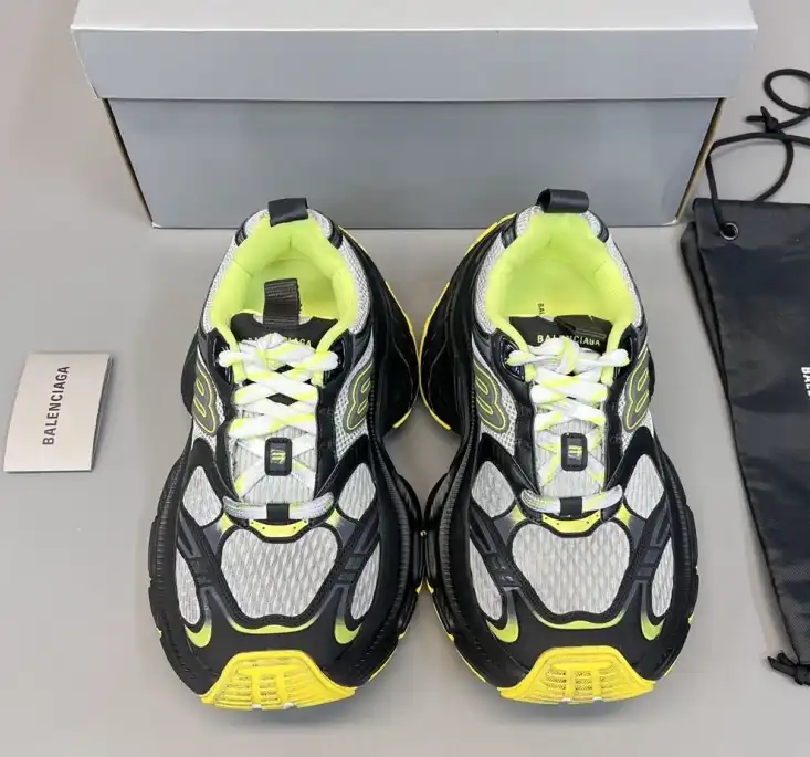 hype Balenciaga Sneakers