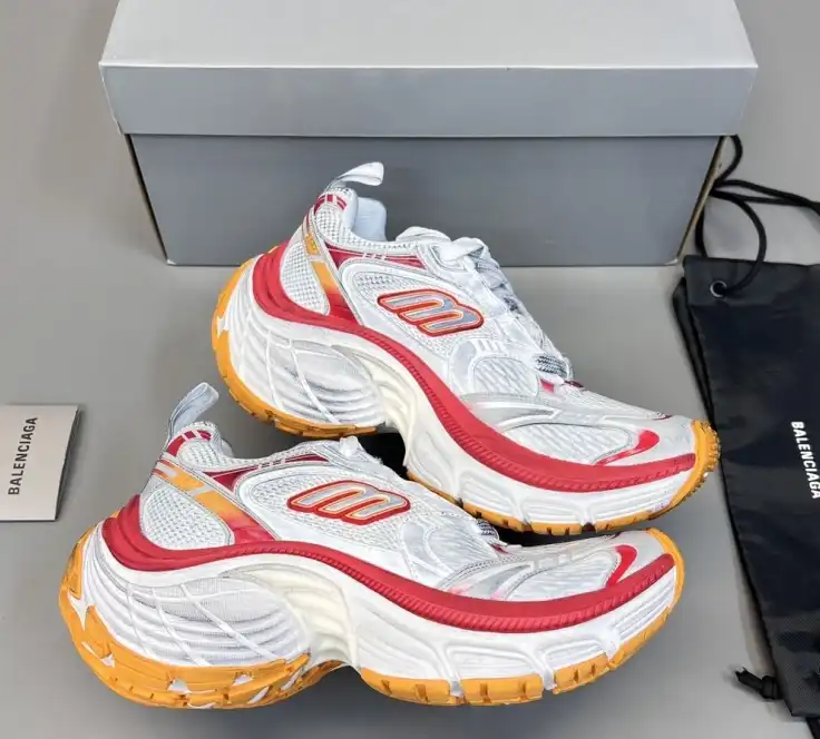 hype Balenciaga Sneakers