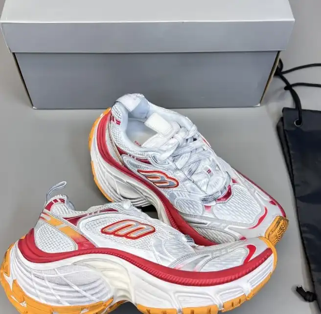 hype Balenciaga Sneakers