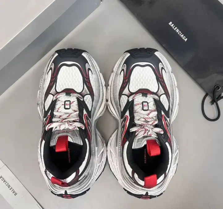 hype Balenciaga Sneakers