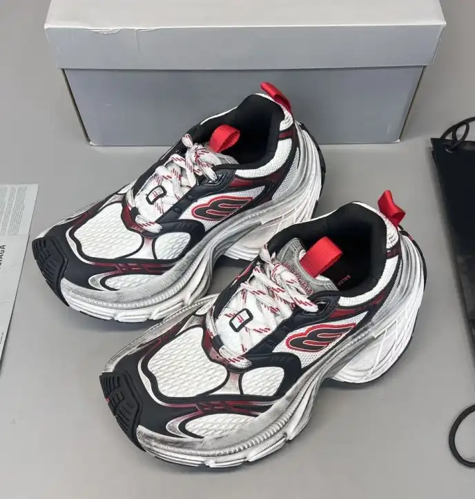 hype Balenciaga Sneakers