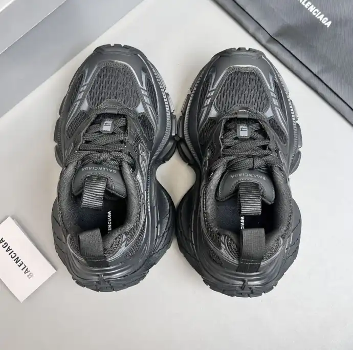 hype Balenciaga Sneakers