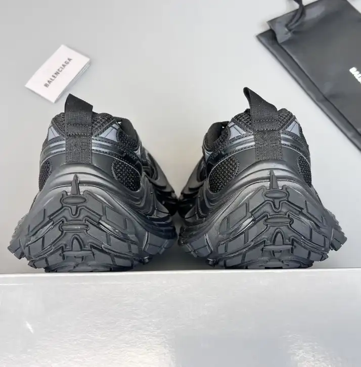 hype Balenciaga Sneakers