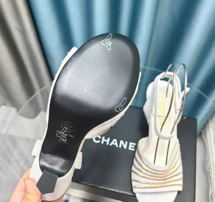 hype Chanel Slippers