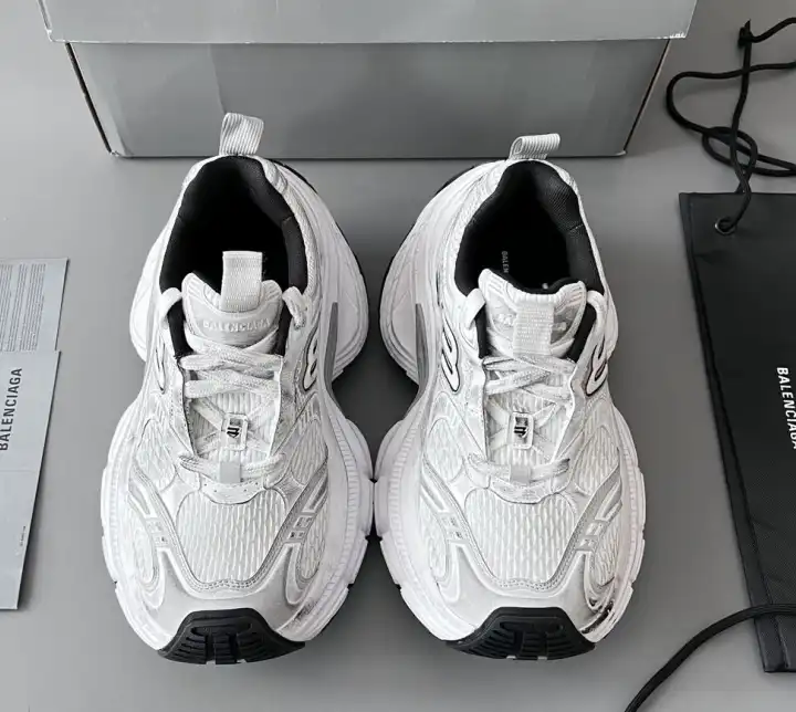 hype Balenciaga Sneakers