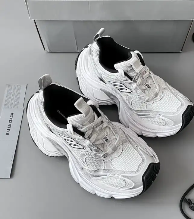 hype Balenciaga Sneakers