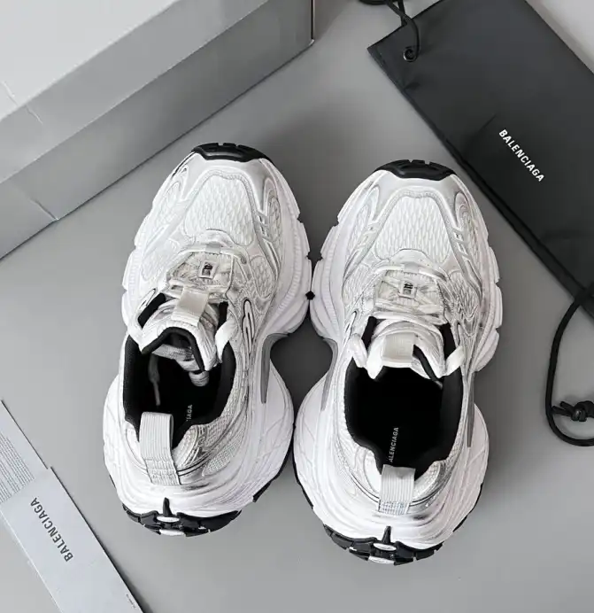 hype Balenciaga Sneakers