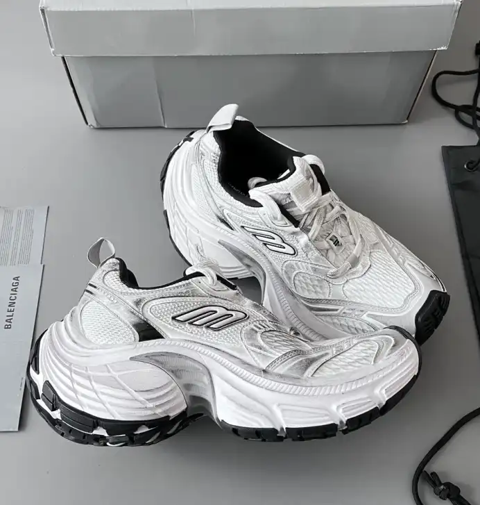 hype Balenciaga Sneakers