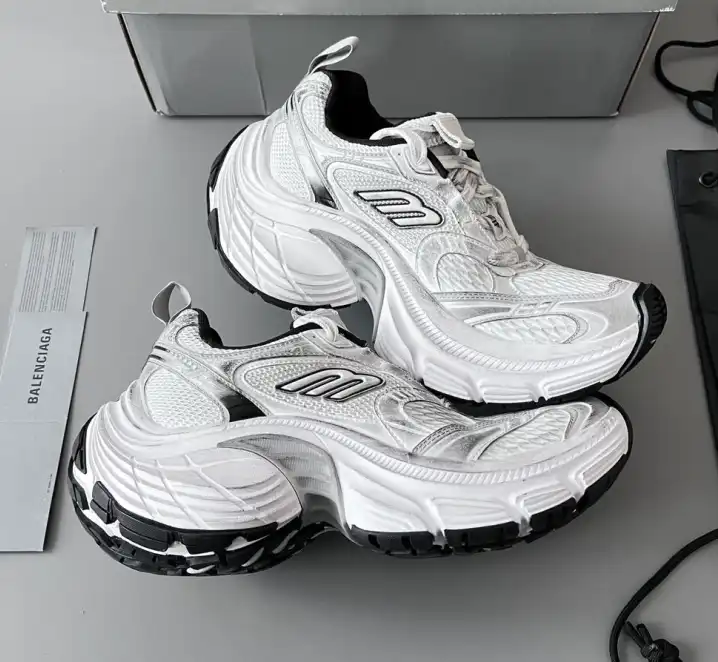 hype Balenciaga Sneakers