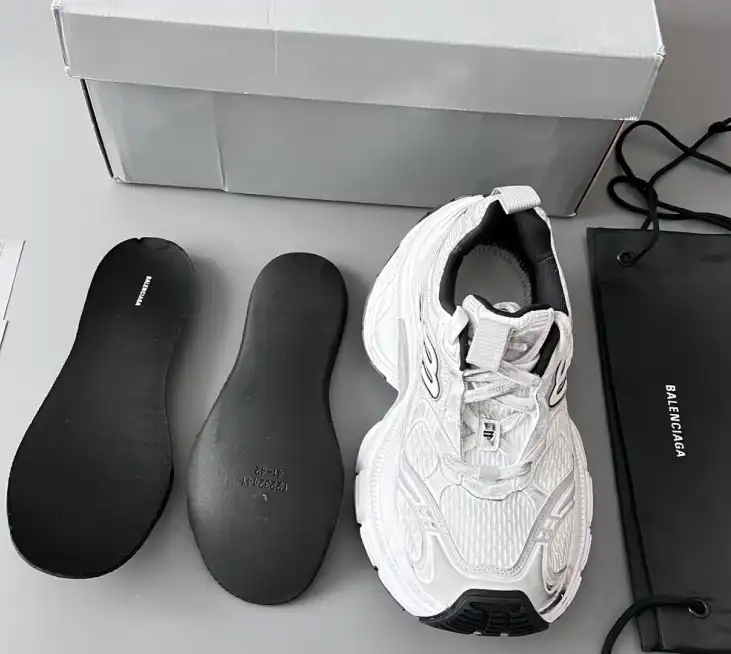 hype Balenciaga Sneakers