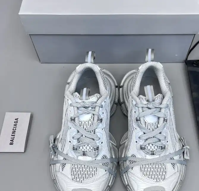 hype Balenciaga Sneakers