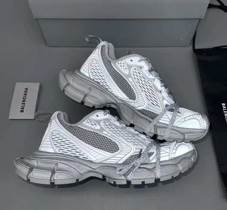 hype Balenciaga Sneakers