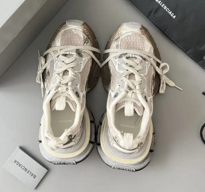 hype Balenciaga Sneakers