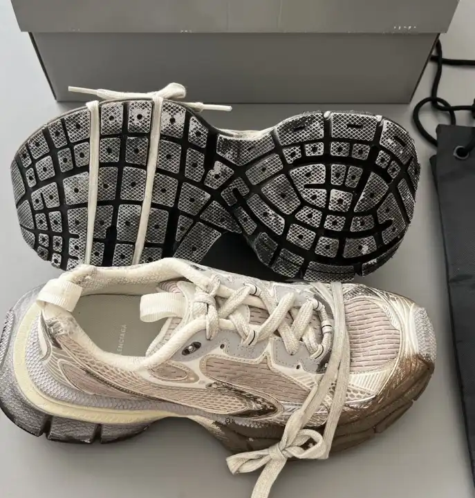 hype Balenciaga Sneakers