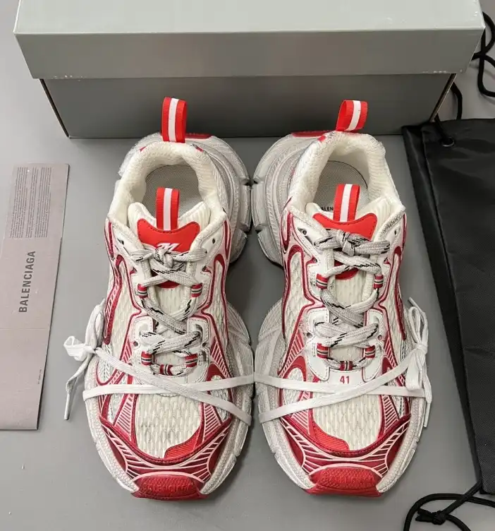 hype Balenciaga Sneakers