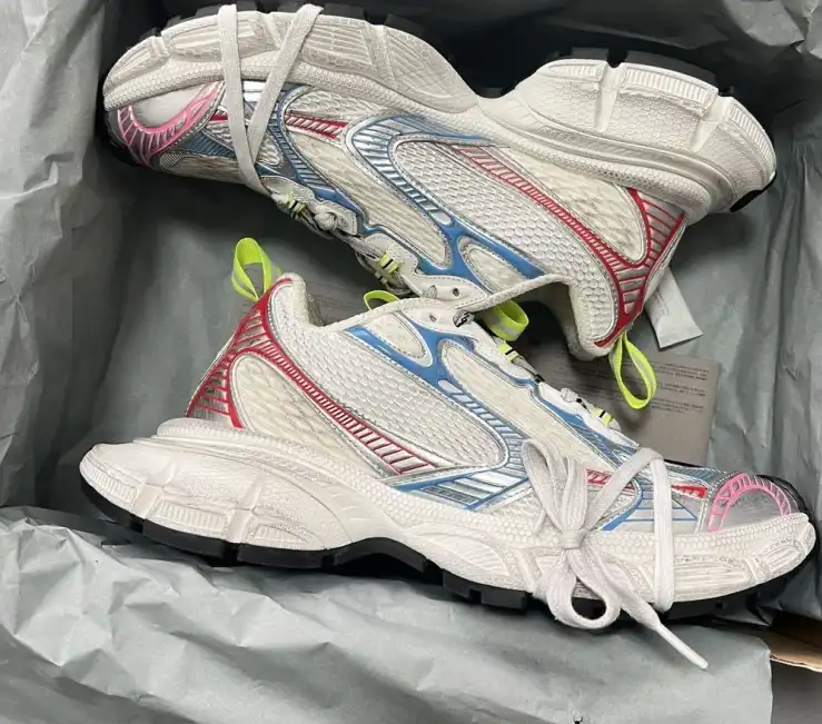 hype Balenciaga Sneakers