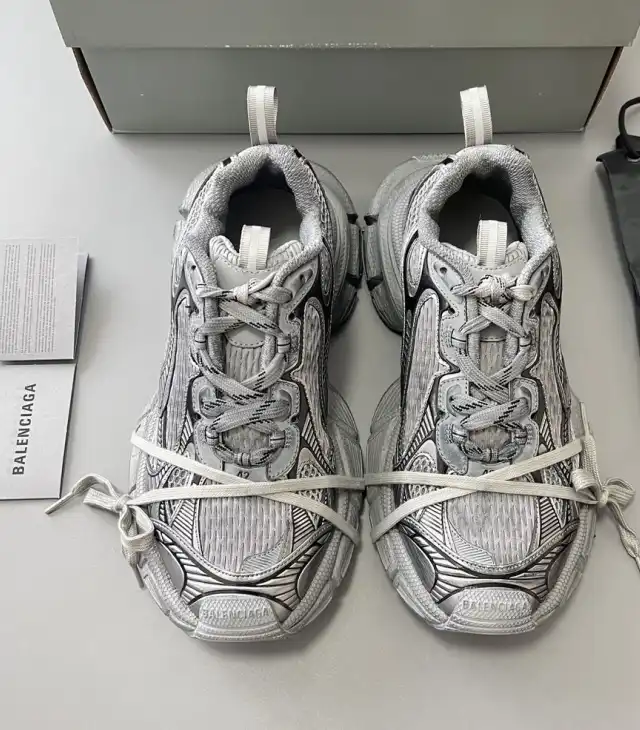 hype Balenciaga Sneakers