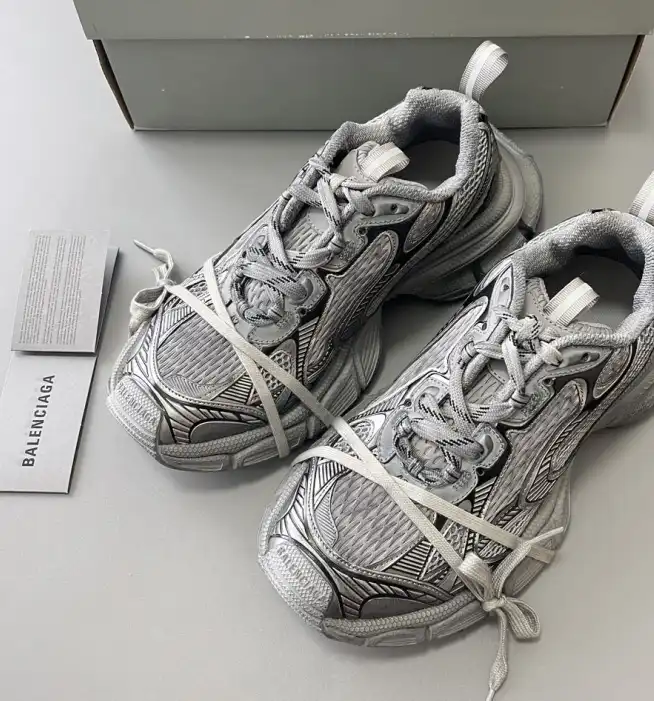 hype Balenciaga Sneakers