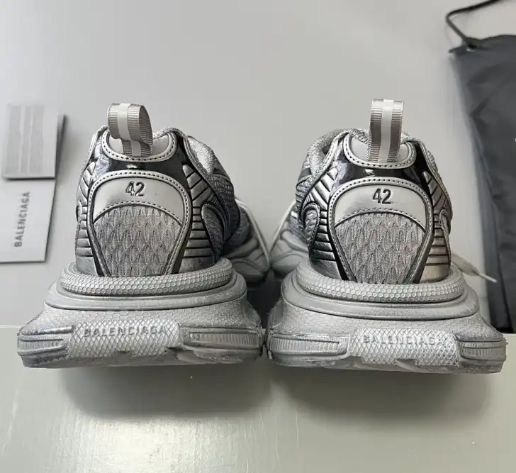 hype Balenciaga Sneakers