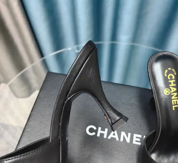 hype Chanel Slippers