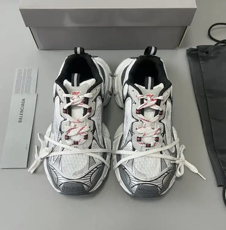 hype Balenciaga Sneakers