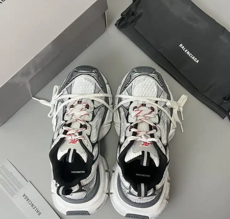 hype Balenciaga Sneakers