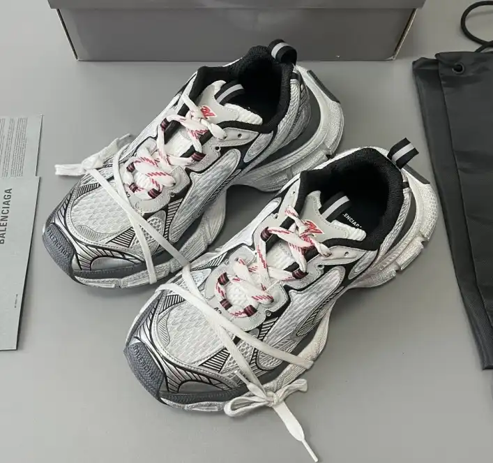 hype Balenciaga Sneakers