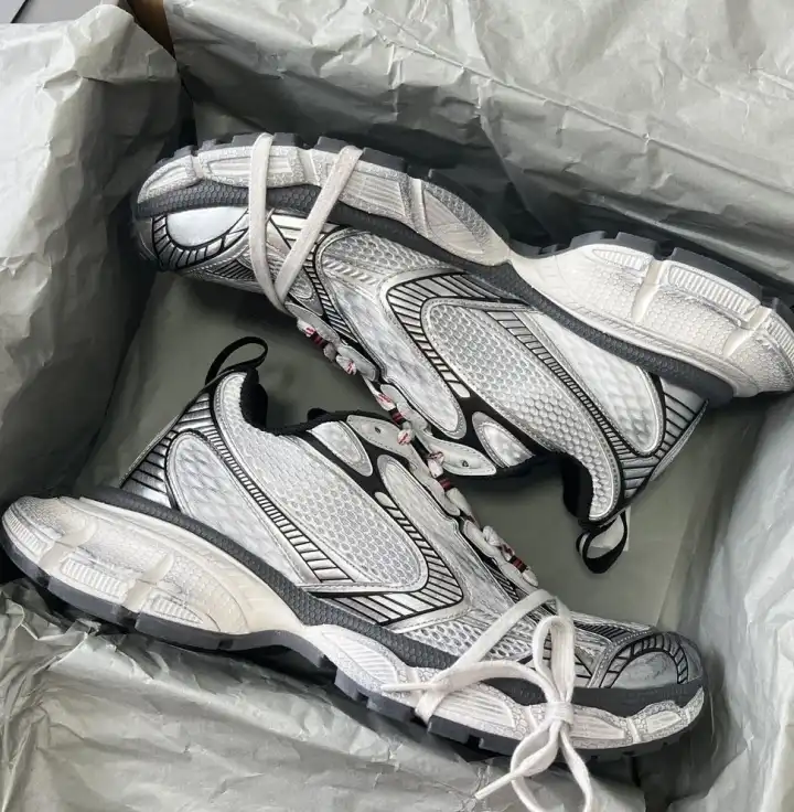 hype Balenciaga Sneakers