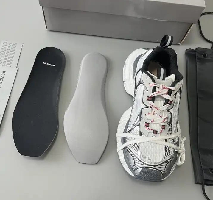 hype Balenciaga Sneakers