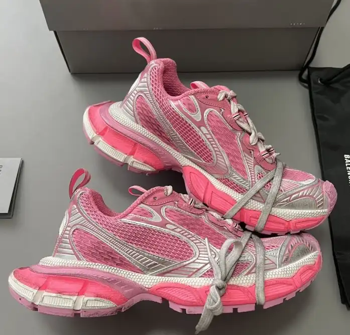 hype Balenciaga Sneakers