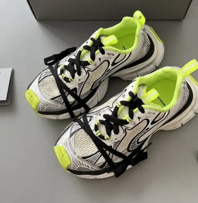 hype Balenciaga Sneakers