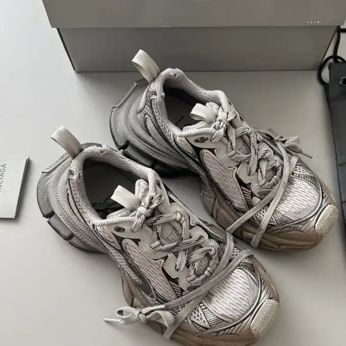 hype Balenciaga Sneakers