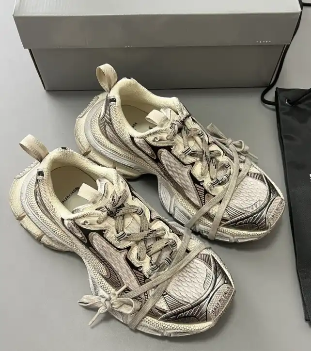 hype Balenciaga Sneakers