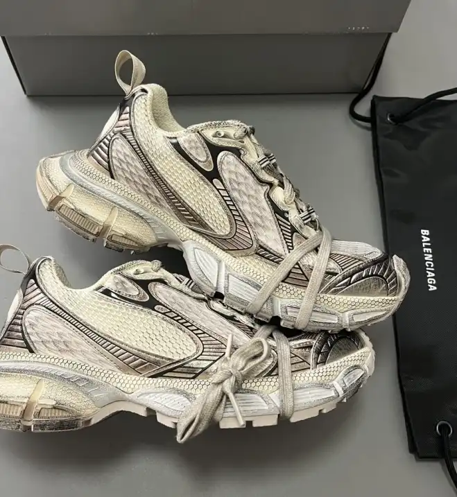 hype Balenciaga Sneakers