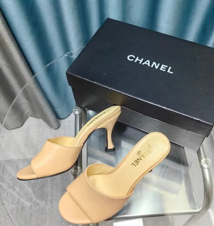 hype Chanel Slippers