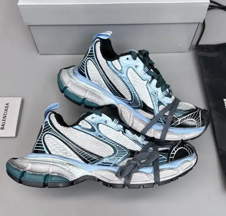 hype Balenciaga Sneakers