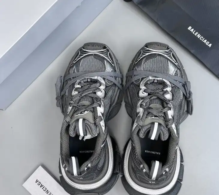 hype Balenciaga Sneakers